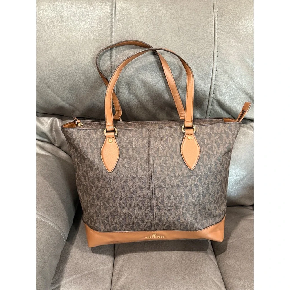 Michael Kors Signature PVC‎ Leather Tote Bag Brown Tan Shoulder Bag